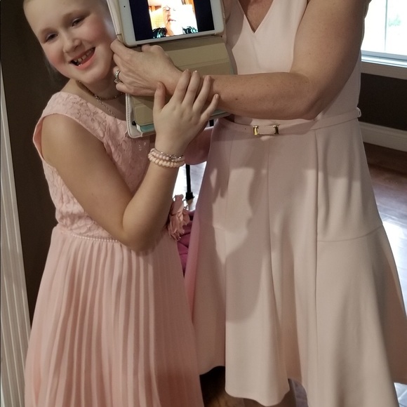 Blush colored formal dress with belt - Picture 6 of 7